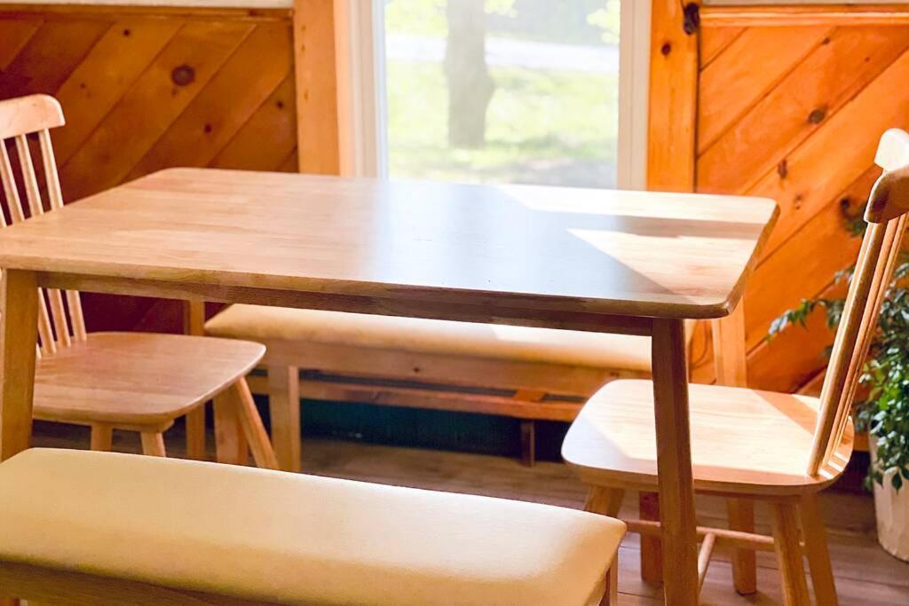 Cozy Cottage With Jacuzzi And Fire Pit And Reading Nook! Livingston Manor Bagian luar foto